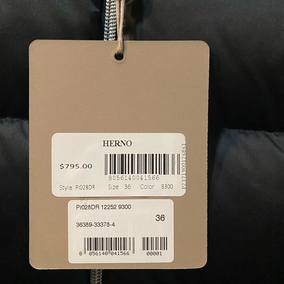 Herno Stylish Black Coat, US Size S, EU size 36 - Picture 3 of 7